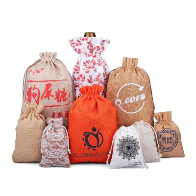 China OEM Color Jewelry Drawstring Pouch Natural Jute Burlap Folding Wine Packaging Bag With Logo for sale