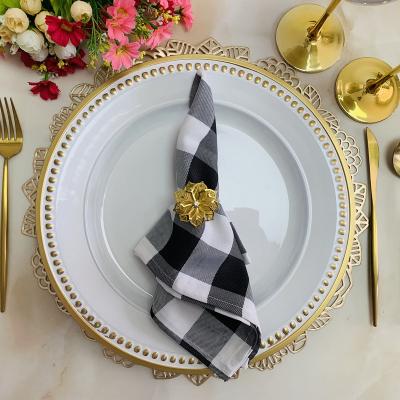 China 13 Inch Disposable White Plastic Trivets Single Charger Gold Decoration Factory Wedding Wholesale Cheap Bulk Dishes for sale