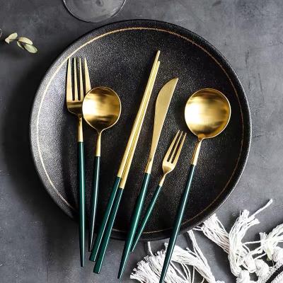 China Minimalistic Matt Emerald Stainless Steel 304 Dinnerware Set Sustainable Gold Flatware Green Cutlery Set Stainless Steel for sale