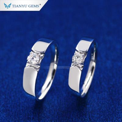 China New Design 2020 Elegant Fine Jewelry Couple Ring With 18k Gold Moissanite Diamonds for sale