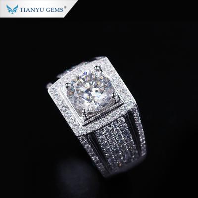 China Tianyu CLASSIC gems men ring pure 14k 18k gold ring moissanite wedding ring for men for sale