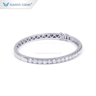 China Tianyu gems moissanite bracelet poplar design 14k 18k white gold Romantic Diamond Bangle for sale