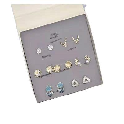 China CLASSIC Verona One Week Earrings Gift Box Jewelry 925 Silver A Box Of 7 Combination Pairs for sale