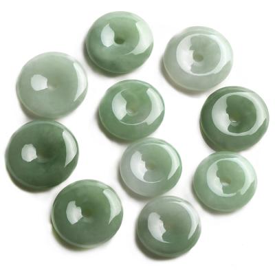 China Wholesale Cheap Hot Sale CLASSIC Cut Out Safety Buckle Round Green Jade Pendant Donuts for sale