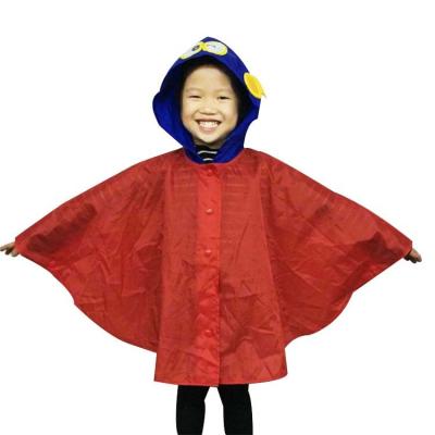 China Rode Gevoerde Jonge geitjesregenjas, 0.11mm Waterdichte Poncho's voor Festivallen Te koop