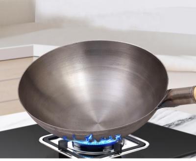 China Commercial Health 34cm Large Chinese Restaurant Wok Pan For Restaurant And Hotel for sale