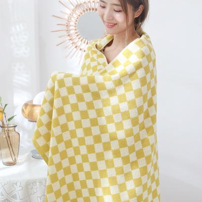 China High Quality Hypoallergenic Soft Skin Friendly Towel High Absorbent 100% Cotton Checkerboard Pattern Bath Towelel Towel for sale