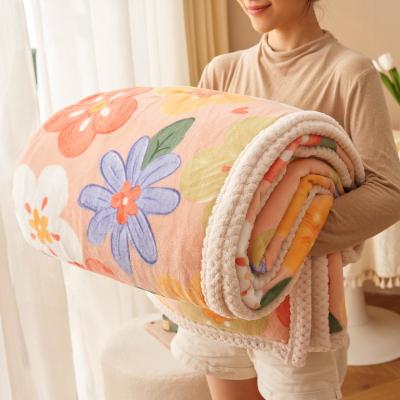 China Sustainable Wholesale Breathable Warm Color Winter Soft Blanket Can Be Home And Also Can Be Office Skin-friendly Thick Blanket for sale