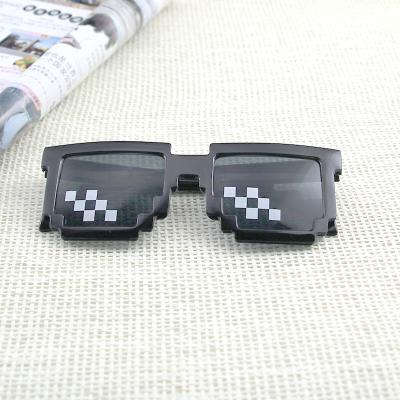 China Fashion sunglasses the latest pixel anime square fashion sunglasses wholesale custom mosaic funny shape for sale