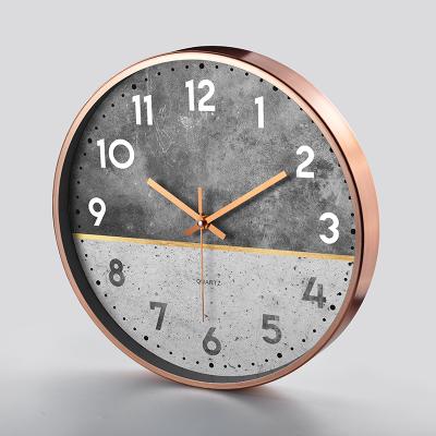 China 2021 Style Metal Antique Luxury New Design Aluminum Frame Wall Clock for sale