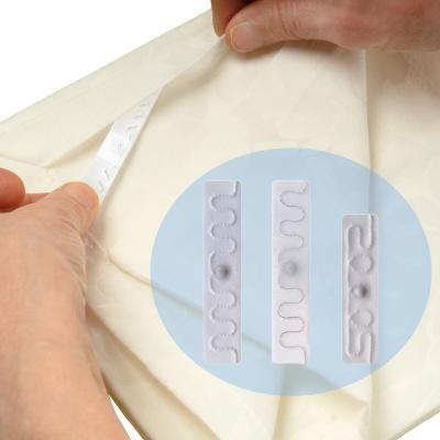 China Waterproof / Waterproof UHF RFID Waterproof High Temperature Resistant Tag For Laundry for sale