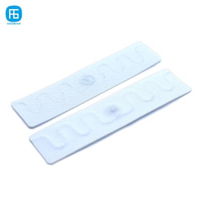 China RFID Tag ISO18000-6C UHF ISO18000-6C Waterproof Woven Fabric Heat Resistant Woven Washable Label For Laundry Shop Hotel Hospital Nursing Home for sale