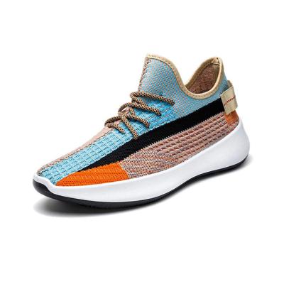 China Cushioning In Fashion Couples Running Shoes Wholesale Flat Walking Sports Shoes Men Casual Shoes for sale