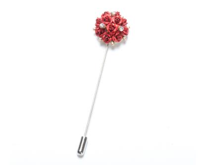 China Hot Selling New Design Crystal Flower Fashionable Handmade Mental Brooches for sale