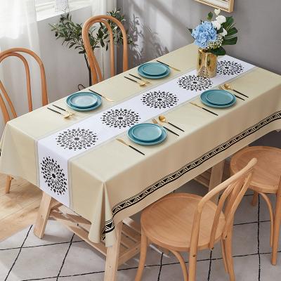 China Waterproof Bone Stain Heavy Duty Waterproof Luxury 100% Polyester Single Square Wedding Table Cloth Cover for sale