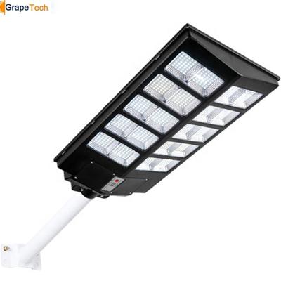 China Outdoor ROAD Solar Grape Street Light High Lumen All In One Solar Panel Street Light With Solar Waterproof IP65 Street Light for sale