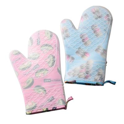 China Heat Insulation Anti-Skid And Anti-Scald Hot Selling Double Silicone Cotton Microwave Anti-scald Non-slip Oven Baking Gloves for sale