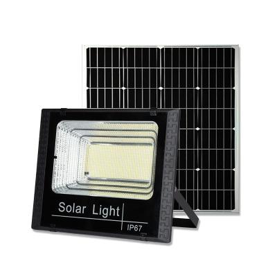 China Garden Flood Lights 50w 100w 200w 300w 500w Solar LED Floodlight Solar Powered Outdoor Waterproof Reflector With Remote Control for sale