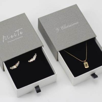 China Trendy Jewelry Box Fashion Jewelery Earring Set Box Simple Design Necklaces And Crystals Gift Packaging Gift Box for sale