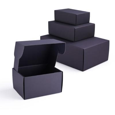 China Recyclable Double Sided Black Corrugated Box Clothes Flat Shoes And Hats Box Express Box for sale