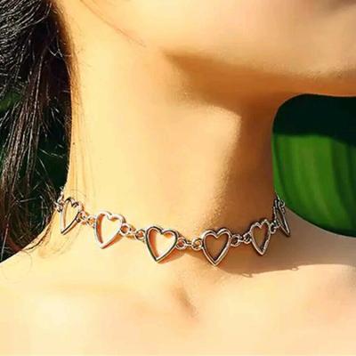 China New Design Classic Simple Silver Plated Heart Choker Chain Initial Fashionable Necklace for sale