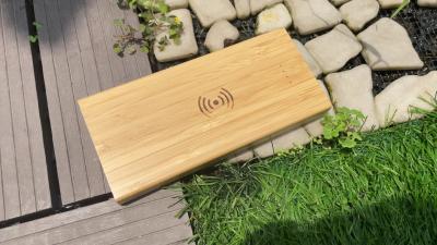 China Eco-friendly Gift Bamboo Wireless Charging Qi Charging Power Bank for sale