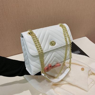 China Solid Color Trendy Chic Striped Bag With Lock Fashion PU Shoulder Bag Clutch Leather One Purse For Women for sale