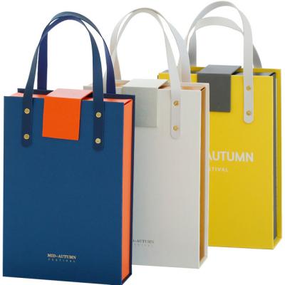 China Low MOQ ODM OEM Recyclable Custom Packaging Tote Bag Style Gift Boxes for sale