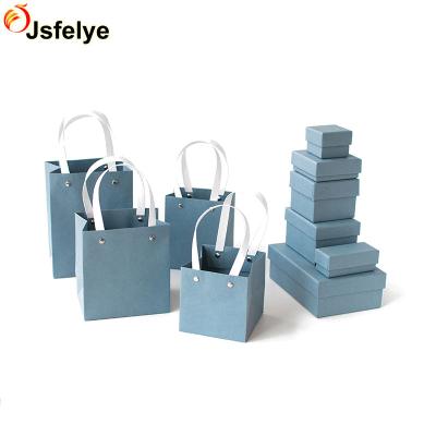 China Recyclable Jewelry Packaging Paper Watch Boxes With Shopping Bags for sale