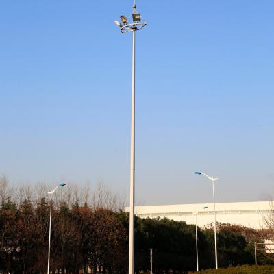 China 20m 25m hohes Mast-Straßenlaterne-Pole-Solarstraßenlaterne-Q235b Stadion zu verkaufen