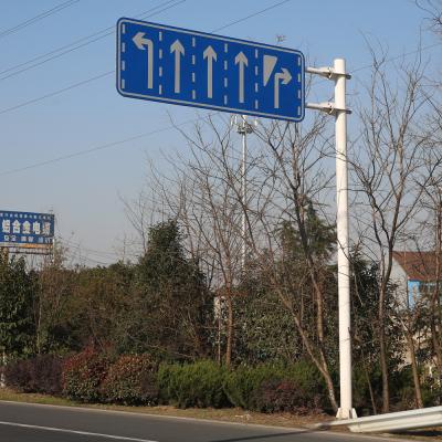 China 8x200mm Verkehrsschilder Pole Q235b galvanisierten Straßenschild-Posten zu verkaufen