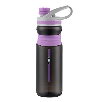 China Straw Newest popular customized design design sports silicone drinking bottles with strap for sale