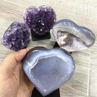 China Europe Group Crystal Healing Stones Amethyst Wholesale Natural High Quality Crystal and Geode Heart for sale