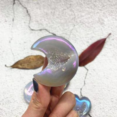 China Nature Polished Gemstone Angel Aura Geode Agate Moon Healing Crystals Decoration Gifts Wholesale from Europe for sale