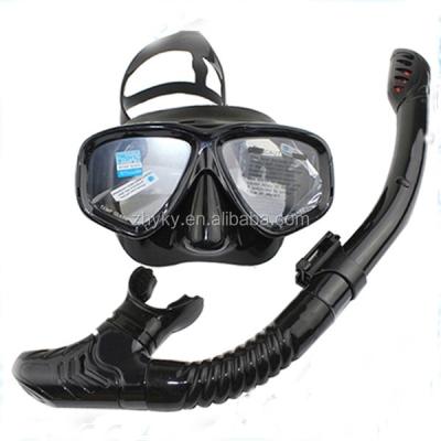 China Unisex Professional Adult Air Diving Mask Tempered Glass Diving Mask for sale