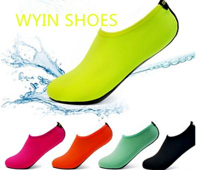 China Quick-drying non-slip comfortable wearable hosiery for men and women outdoor diving snorkeling hosiery for swimmingsocks diving shoes for sale