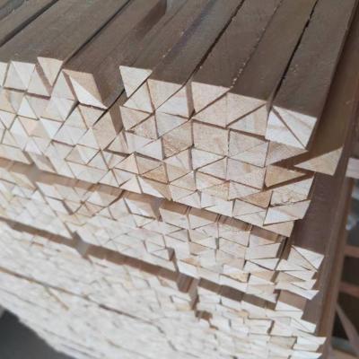 China Create a chamfered edge to protect Paulownia corner wooden triangle chamfer strips for sale