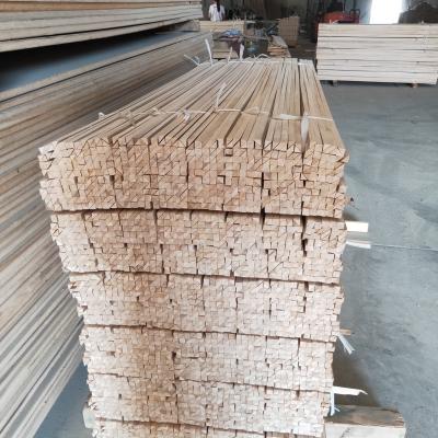 China Create a Chamfered Edge to Protect Corner Fillet Chamfer Timber Construction Batten Wood Strip for sale