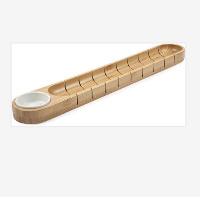 China Sustainable Bamboo French Bread Slicer Board With Plunging Bowl, Natural for sale