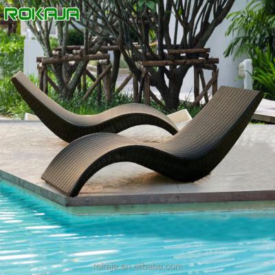 China Modern S Shape Outdoor Pool Sofas Relieve Luxury Villa Pool Deck Chair Rattan Bed Beach Chair Sun Sofa for sale