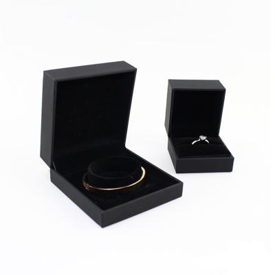 China Eco-Friendly Luxury Small Bracelet Ring Custom Gift Packaging Box PaperJewelry Boxes For Ring Necklace Bracelet Set Earring for sale