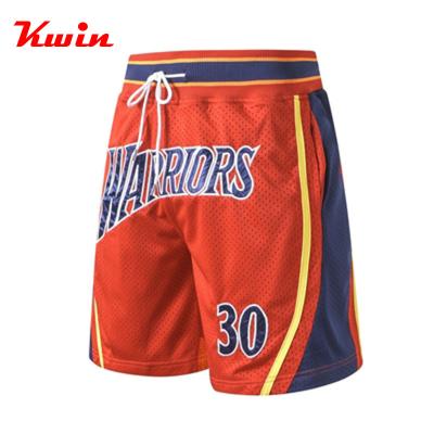 China Custom Anti-Wrinkle Mens Mesh Shorts With Embroidery Patch Appliques Logo for sale