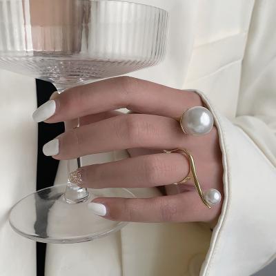 China Hyperbole Personalized Pearl Two-Finger Net Ring Two-Finger Celebrity Exaggerated Index Ring Ins Ti Tide Ring for sale