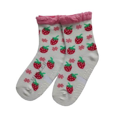 China Durable Kids Anti Slip Crew Hive Top Boot Socks With Cute Cotton Strawberry Clogs And Grips for sale