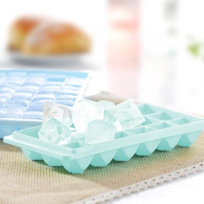 China BPA Free Silicone Stackable Viable Diamond Gem Shape Candy Making Or Gelatin Tray Mold Blue Arrangement 18 Ice Cube for sale