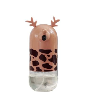 China Hot Cute Cartoon Elks Foaming Soap Dispenser Vending Dispenser Touch Screen Deerlet Soap Dispenser For Kids for sale