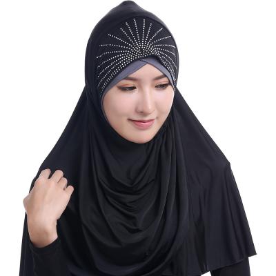 China Contrast Color With Hijab Shaw Ice Fashion Shimmer Sequin Chiffon Muslim Silk Scarf Wholesale Plain Scarf Tassel Hijabs For Women for sale