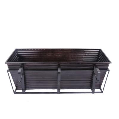 China Modern OEM Customize Outdoor Black Metal Plant Pots Raised Garden Beds For Vegetables And Flowers for sale