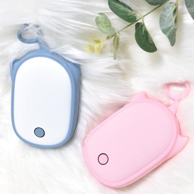 China Cute Portable Electric Hand Warmer Christmas Temperature Controlled Power Bank for sale