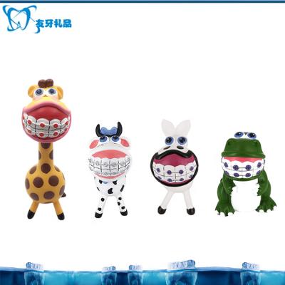 China Dental Animal Orthodontic Clinic Decorations Dental Ornament Resin Clinic Gift for sale